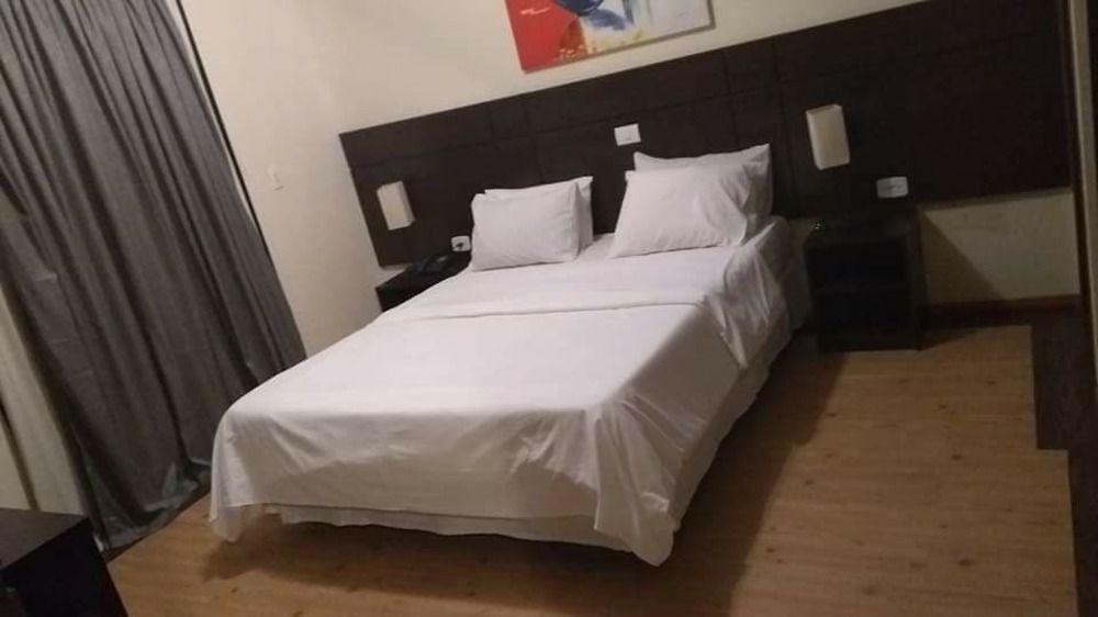 Hotel Brisa Rio Jacareí Esterno foto